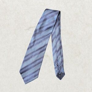 Vintage Giorgio Armani 100% Silk Striped Tie, 57” x 4” – Excellent Condition